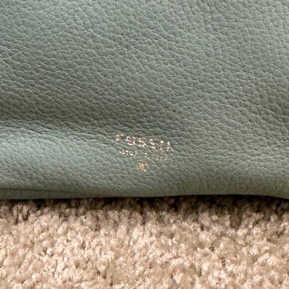 Fossil Sydney Mint Green Pebbled Leather Crossbody Camera Bag Coastal Preppy - Picture 3 of 16